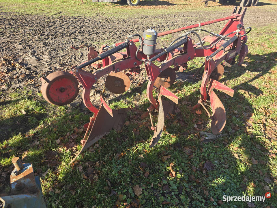 Pług 3 skibowy KONGSKILDE Variant zabezpieczenia nieuszkodzony sprzedam