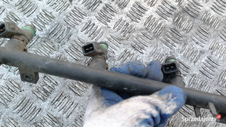 LISTWA WTRYSKOWA WTRYSKI RENAULT MEGANE II 18 Radłów sprzedam