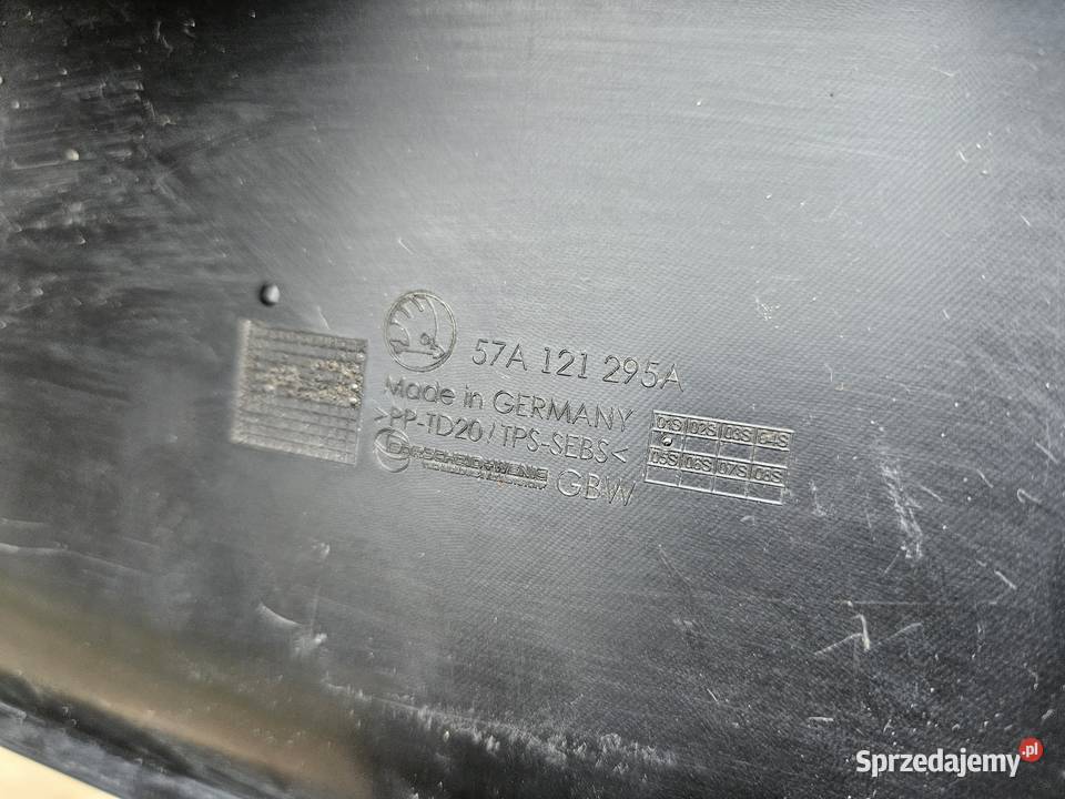 SKODA KAROQ DOLNA KIEROWNICA POWIETRZA osobowe