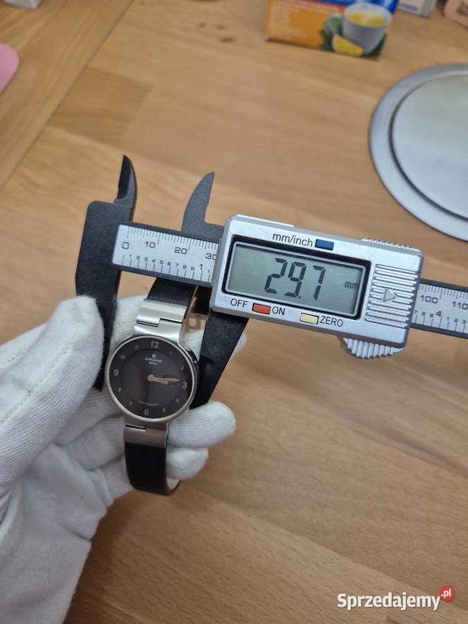 Zegarek damski Junghans Mega radio controlled