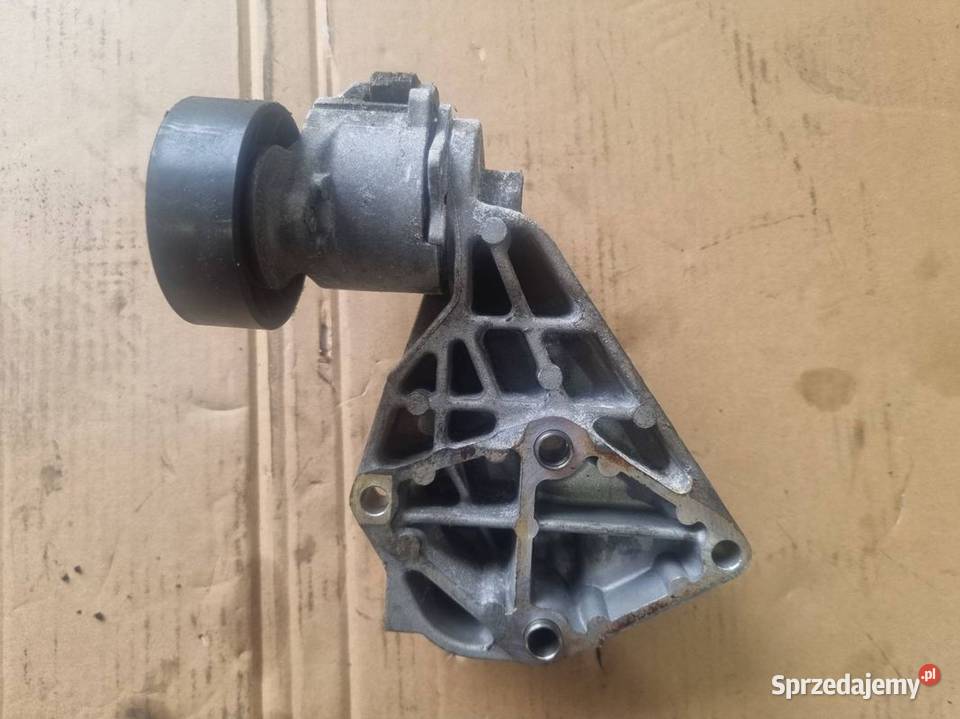 ŁAPA OSPRZĘTU IVECO DAILY 35S18 ALTERNATORA Pozostałe Lipno