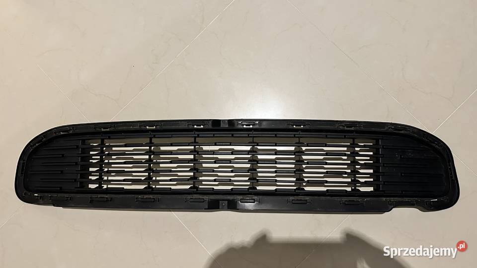 Renault Twingo III Lift Kratka Atrapa Zderzaka osobowe