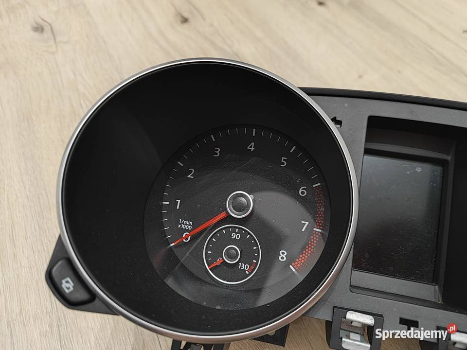 licznik vw golf 6 5k 12tsi 5k0920870f Rok produkcji 2010 Motoryzacja śląskie Bielsko-Biała
