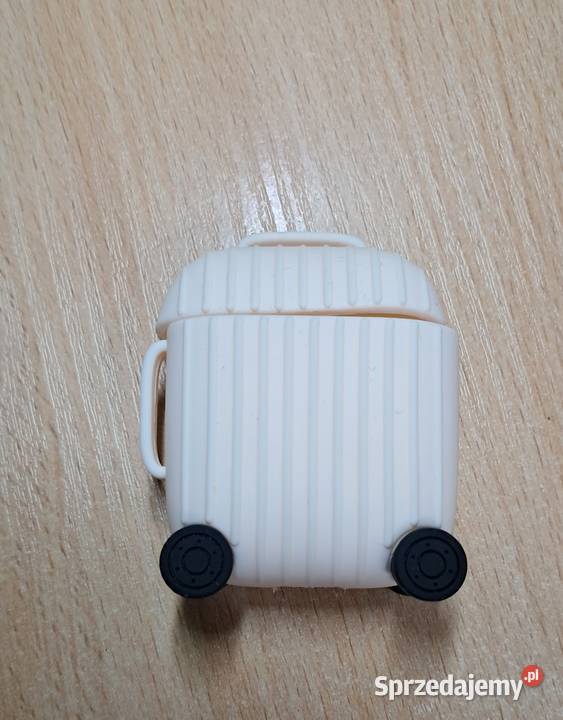 Nowe Etui Na Słuchawki Sinsay Świecie