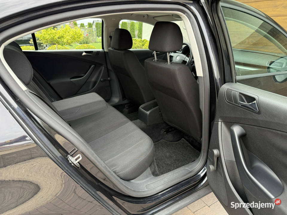 Volkswagen Passat 09r 16 MPI sedan z Niemiec Konradów