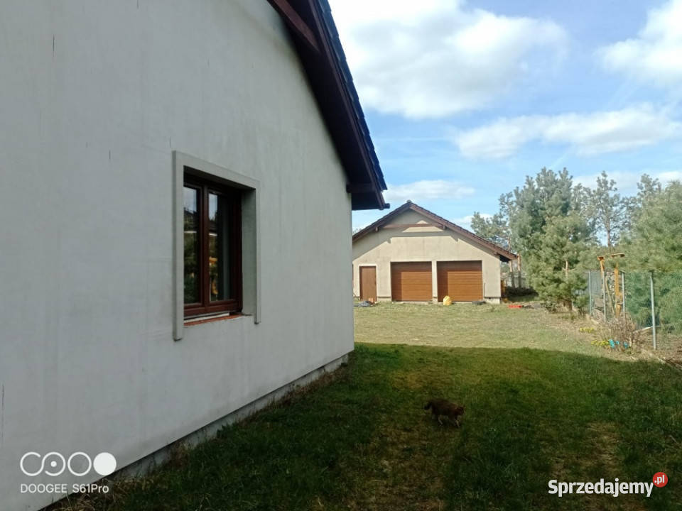 Sprzedam dom wolnostojący garaż
