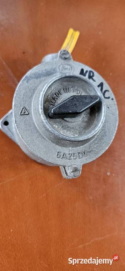 Nowa używanaAluminiowa rozeta włącznik z epoki Barlinek