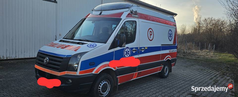 Ambulans karetka Volkswagen Crafter przejscie Biskupiec
