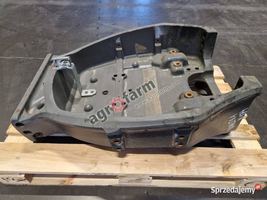 Wspornik przedniego mostu Valtra N174 N134 N174 Byków