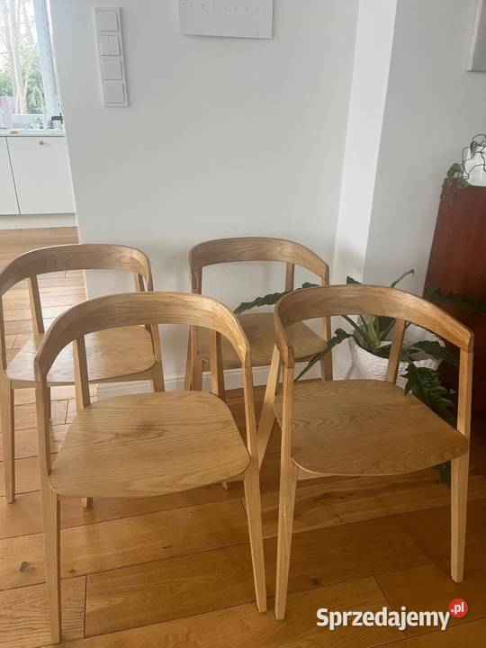 Komplet 4 dębowych krzeseł Kos, polskiej marki Nurt