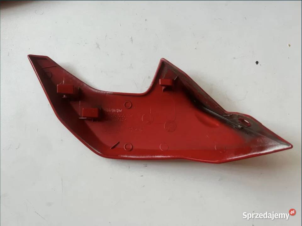 Osłona owiewka reflektora lampy prawa BMW G310 Ostrzeszów
