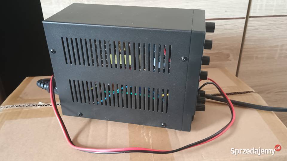 zasilacz laboratoryjny 30V 10A 300W