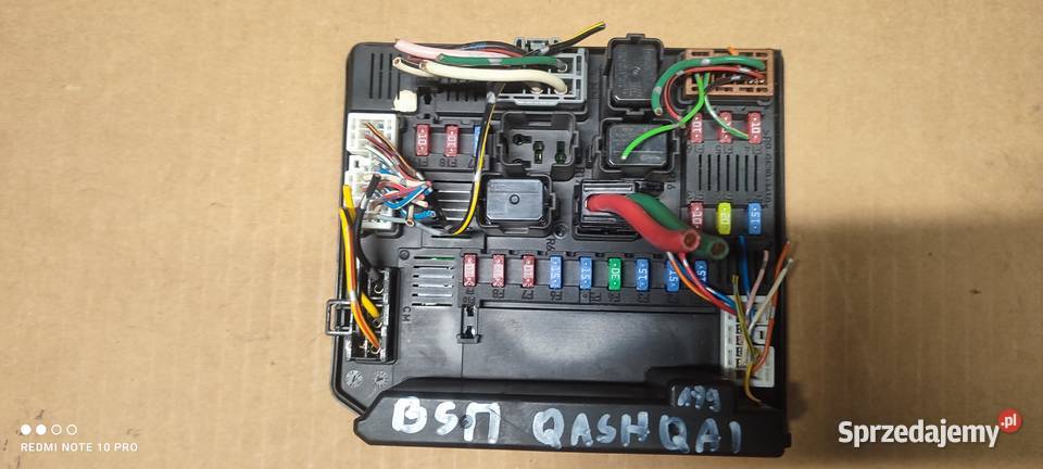 Nissan Qashqai moduł BSM 284B7 JD02A Układ elektryczny Kluczbork