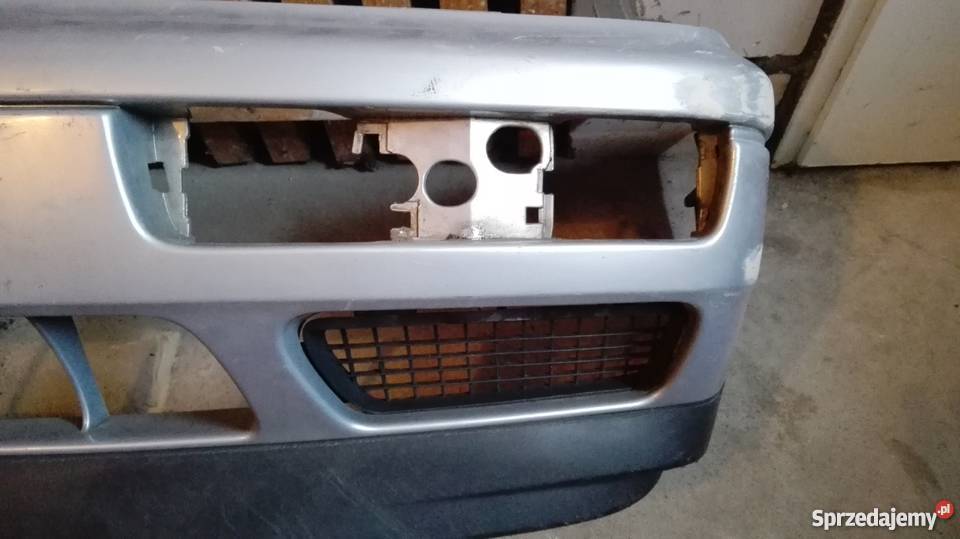 zderzak przedni golf 3 LB7Z osobowe Białystok