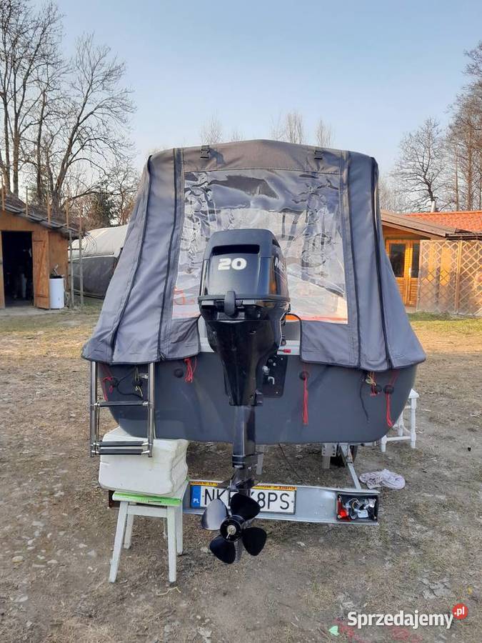 ŁÓDKA WĘDKARSKA Z NAMIOTEM I PRZYCZEPĄ Kętrzyn