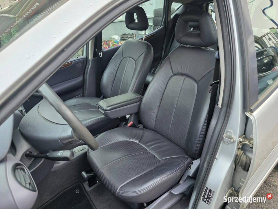 Mercedes A 160 16 Benzyna 102 Elegance Long pomorskie