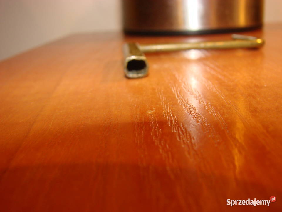 klucz do nakręcania zegara Pozostałe