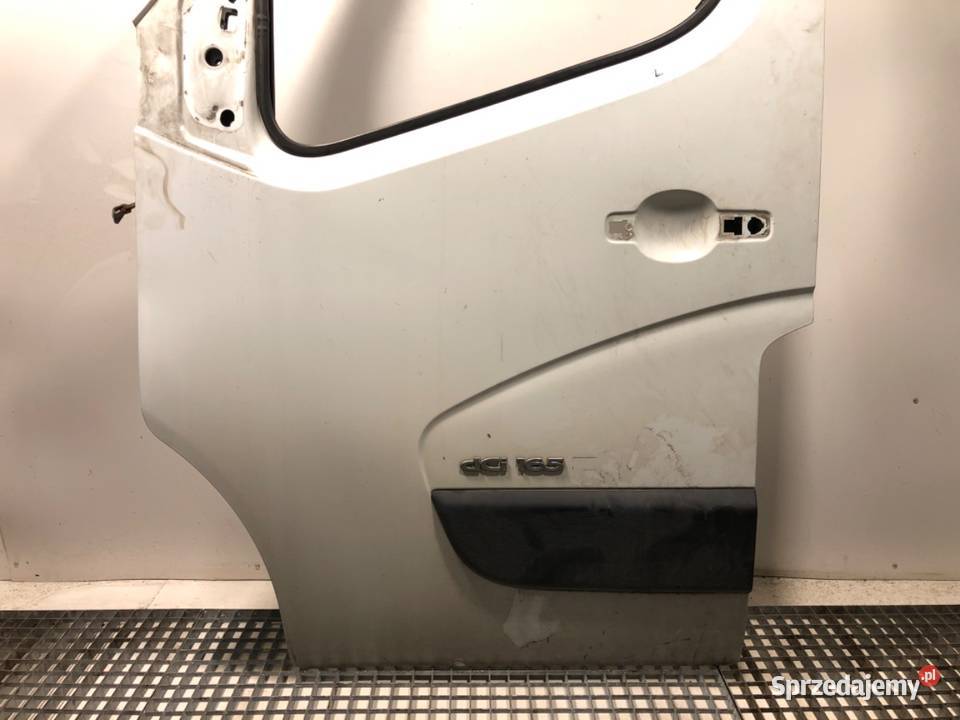 DRZWI LEWY PRZÓD RENAULT MASTER III Bus