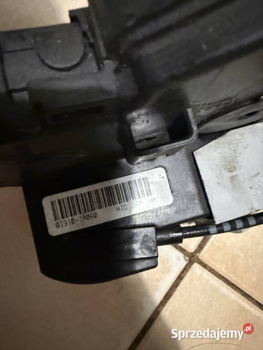 ZAMEK DRZWI PRZÓD LEWY KIA VENGA 09 813101P050 7 Warszawa