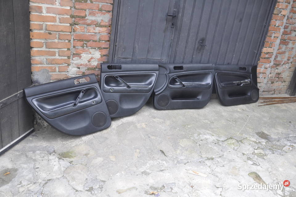 Passat B5 Boczki Skóra Przedlift Czarna Komplet osobowe Rzeszów