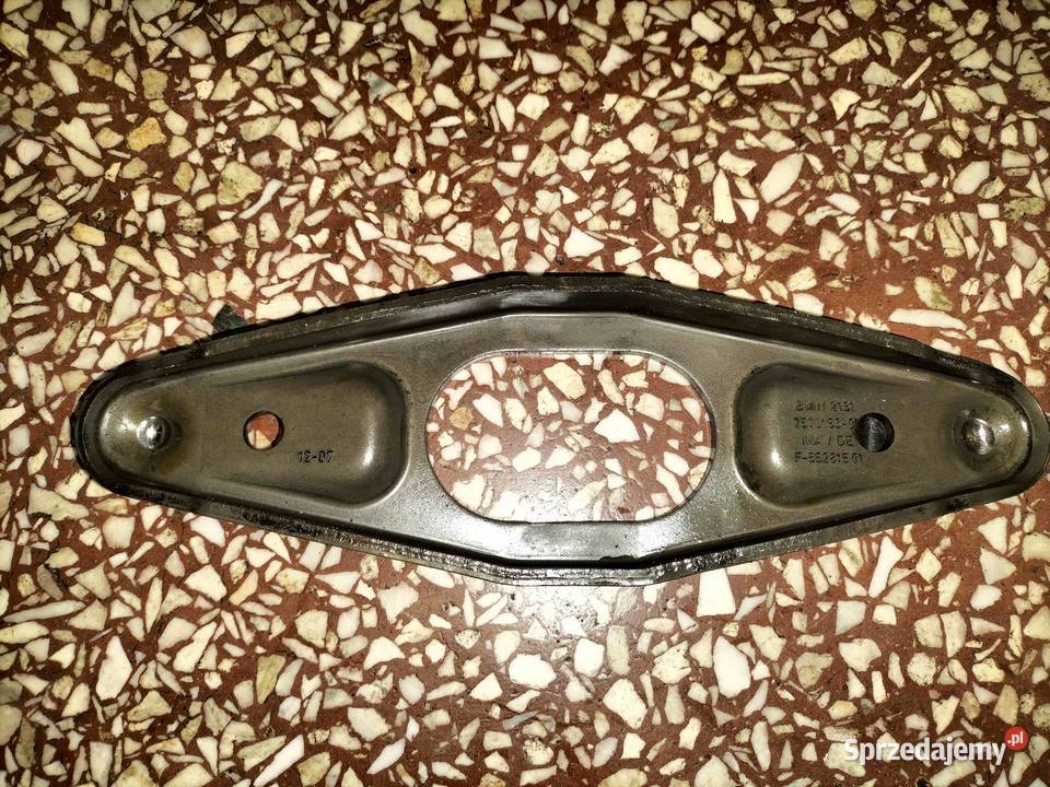 Łapa sprzęgła BMW E90 E91 E92 E93 320D E60 E61 Poręba
