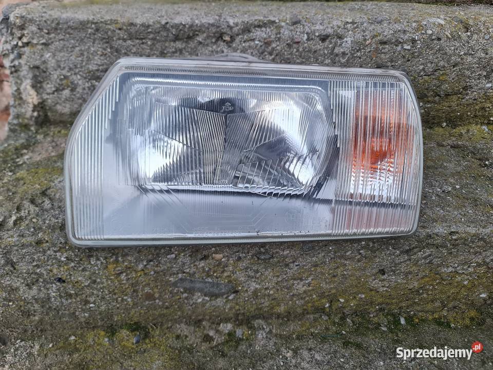 Skoda favorit lampa przednia lewa Żory