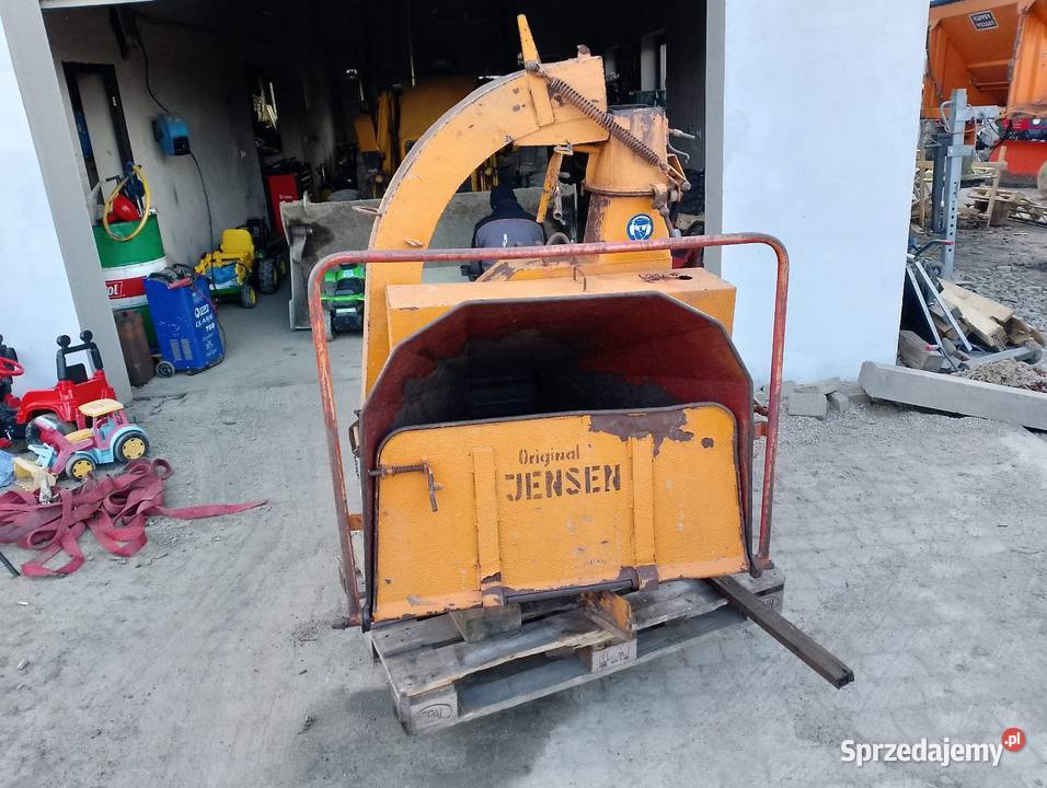 Rębak Jensen Unimog traktor