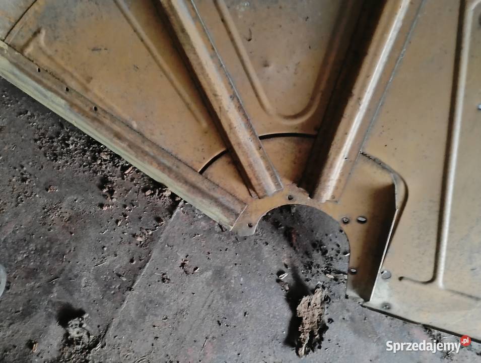 Błotniki do c360 Do ciągników Trzebnica sprzedam