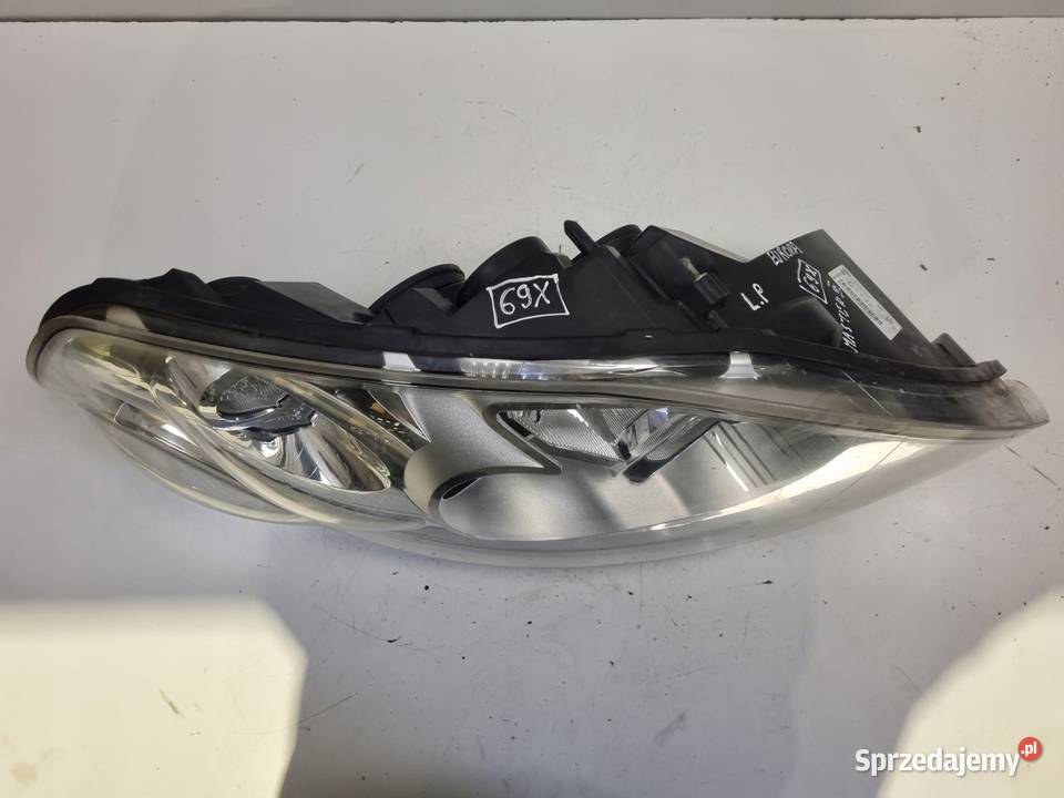 Renault Master III Opel Movano B PRZEDNIA LAMPA osobowe Lampy przednie Janów sprzedam