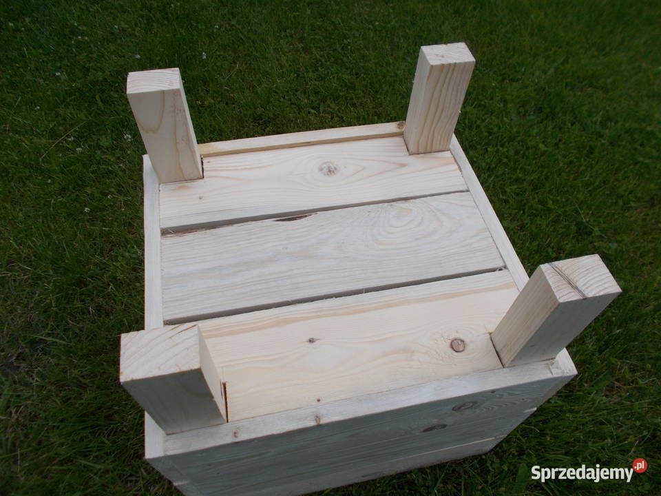 Drewniana doniczka donica sosnowa na kwiaty