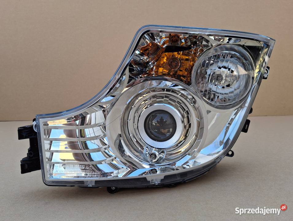 MERCEDES ACTROS MP4 REFLEKTOR LEWY XENON LAMPA