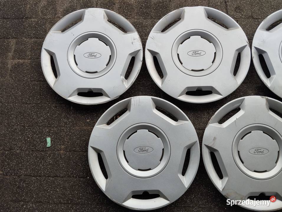 Kołpak Ford 14 2S611130AA Fiesta sztukę Kamieniec