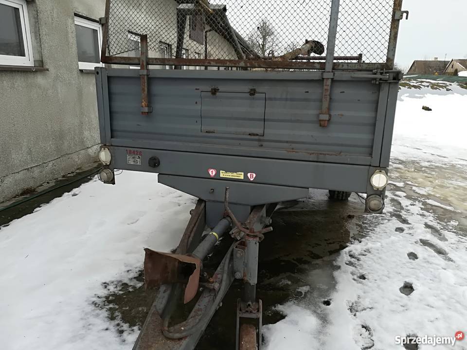 Rozrzutnik jednoosiowy w oryginale Rozrzutniki obornika Bruszewo