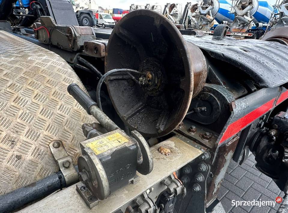 Hakowiec 3 osiowy 6x2 Mercedes Eur 6 Warszawa
