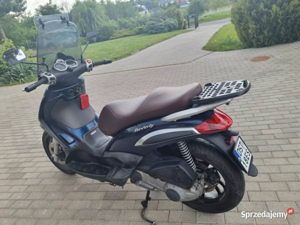 SKUTER PIAGGI BEVERLY Vespa Strzelin