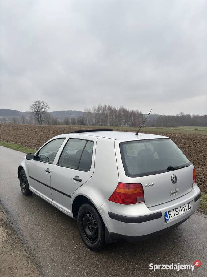 Golf 4 14 benzyna Jasło