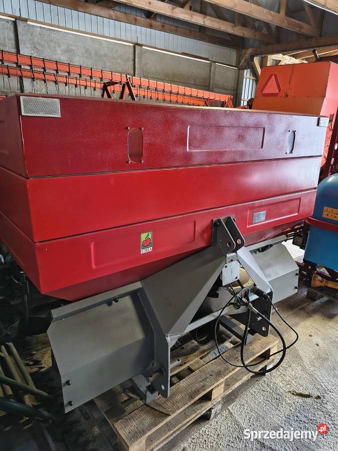 Rozsiewacz nawozów Unia MX 1200 Namysłów
