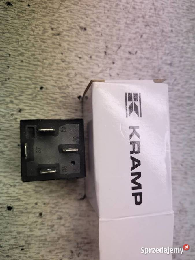 Przekaznik 40A 12V załączający Pozostałe Przywitowo