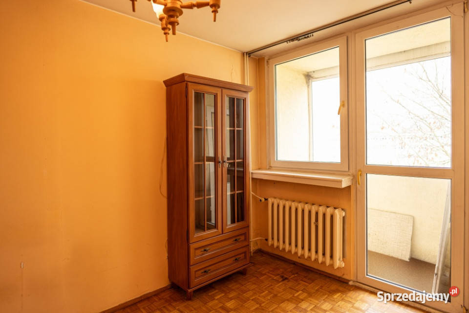 2 pokoje z kuchnia Zarzew 372m 3pietroblok 4 Łódź