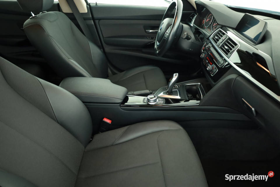 BMW 3GT 320i GT mazowieckie