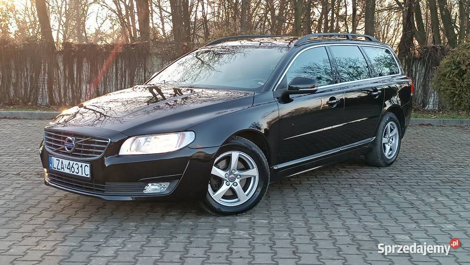 Volvo V702015r20d 181oryginalny lakier czarny Zamość