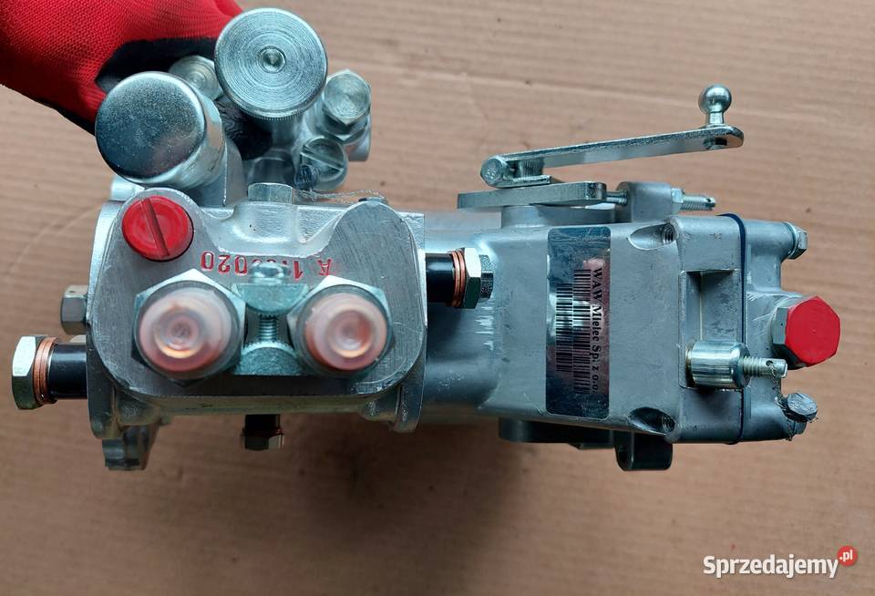 NOWA Pompa wtryskowa URSUS C330 P2229A 42152206 Nysa