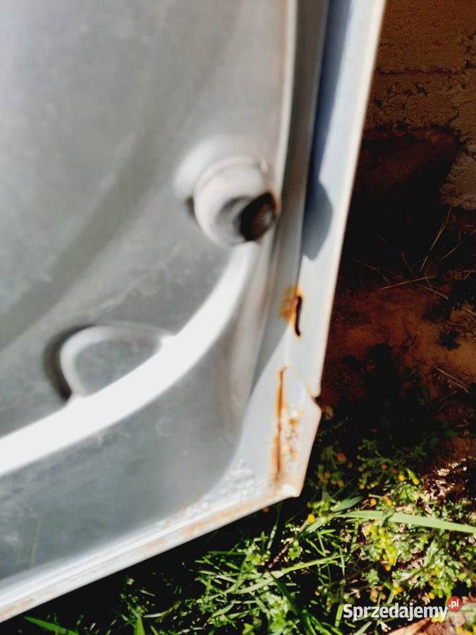 Maska VW Passat B5 zagięty narożnik LA7W srebrna Motoryzacja Szczerbice