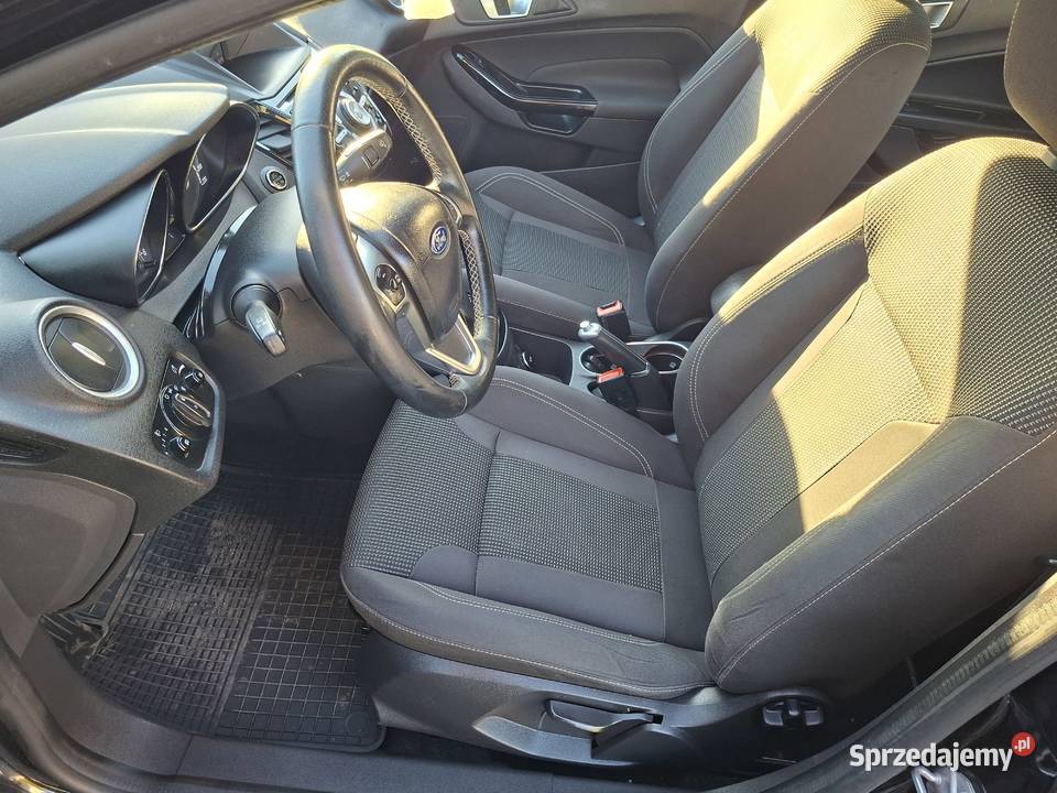 Ford Fiesta 2015 15tdci Navi Key Les PDC