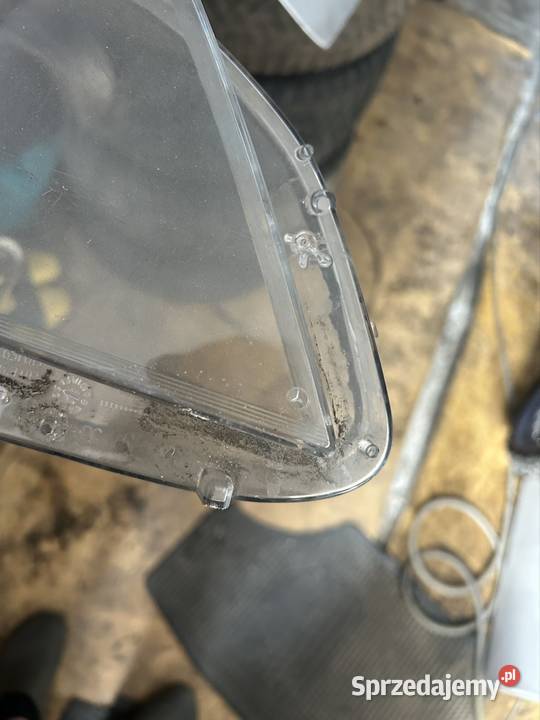 Obudowa klosz lampy reflektora Mercedes W204 Obudowy lamp i żarówek Łęczna