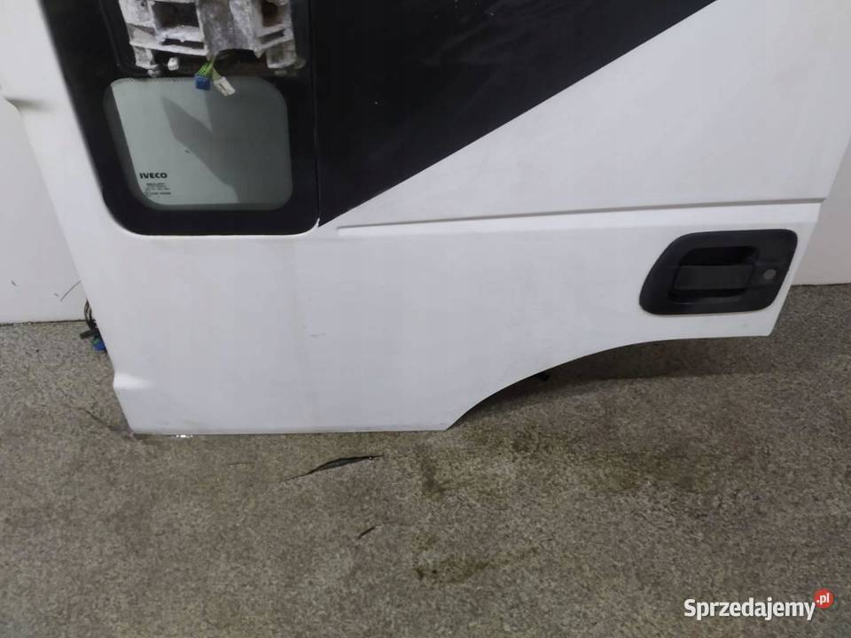 DRZWI LEWE PRZÓD 07R KOMPLETNE Iveco Stralis