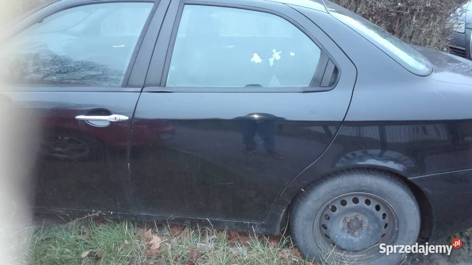 Alfa 156 19 jtd drzwi maska alufelgi skorzane
