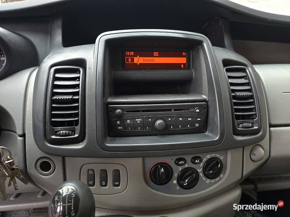Opel Vivaro 20CDTi bezwypadkowy manualna Vivaro Szczecinek
