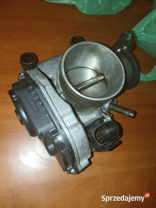 Przepustnica Audi a4 VW 18 125 Łańcut