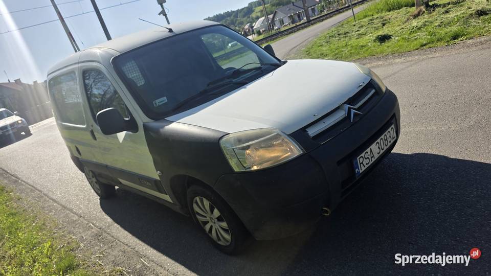 Citroen berlingo 19 d dostawczak silnik hak igla Mielec